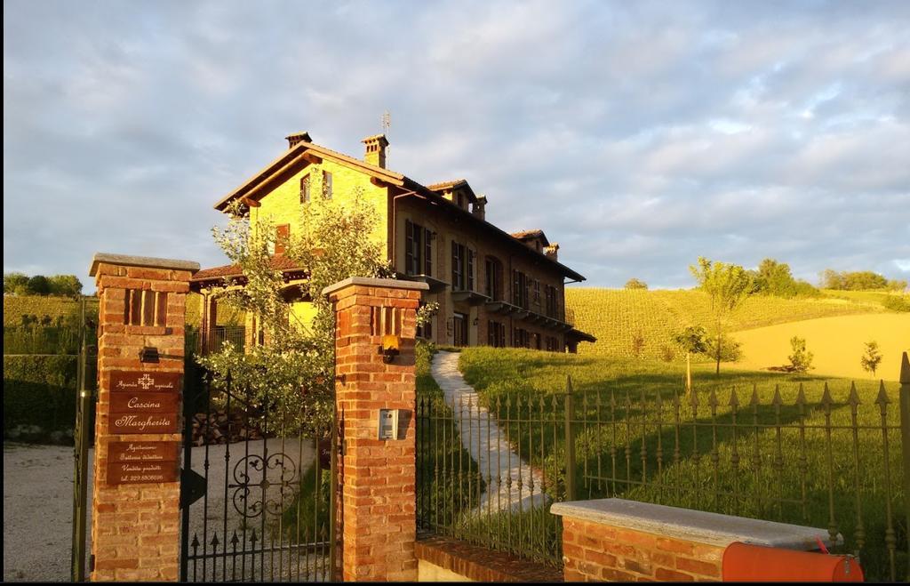 San Damiano dʼAsti Azienda Agricola Cascina Margheritaヴィラ エクステリア 写真